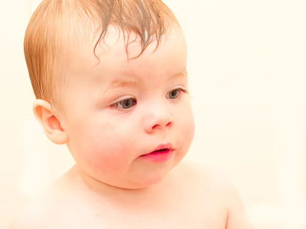 Portret van een babyjongen met ruimte om te kopiëren — Stockfoto