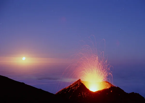 Počasí osvětlení erupce — Stock fotografie