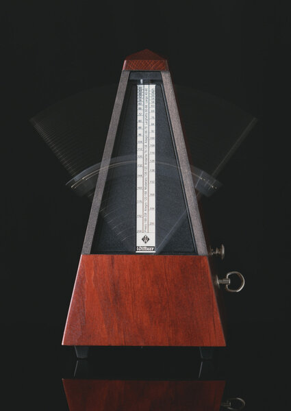 Музыкальные инструменты и исполнение
