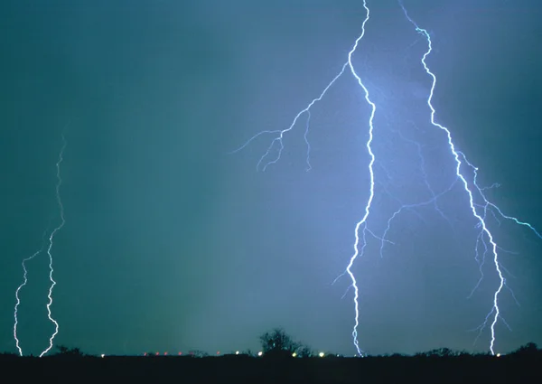 Väder belysning utbrott — Stockfoto