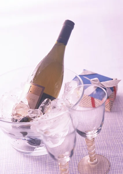 Фруктовий сік і вино — стокове фото