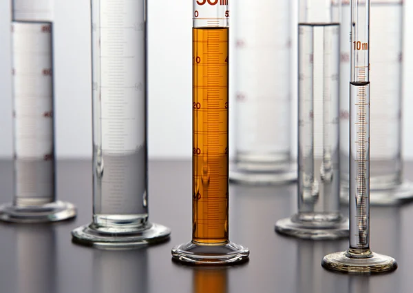 Kísérlet és a kutatás labor áruk — Stock Fotó
