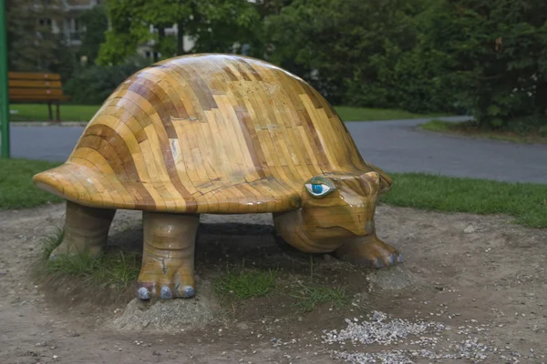 Wooden turtle — Stock Photo, Image