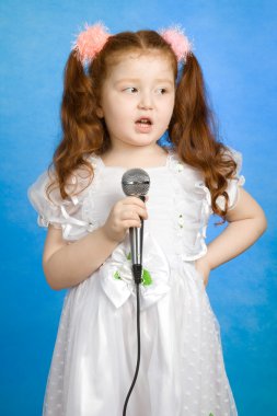 Little girl singing clipart