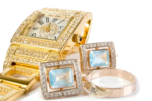 Relógio de ouro e jóias — Fotografia de Stock