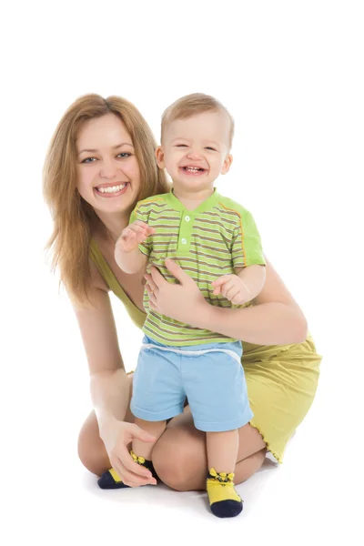 Счастливая мать со своим маленьким мальчиком — стоковое фото