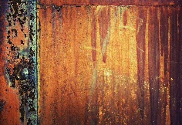 Grunge belägger med metall med rivet — Stockfoto