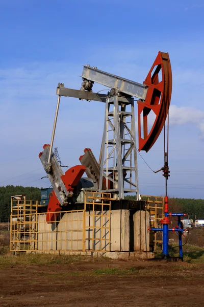 Um óleo de extração de bomba de óleo — Fotografia de Stock