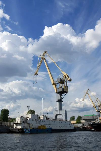 stock image Crane in a port