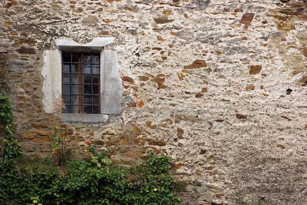城堡窗口 — 图库照片
