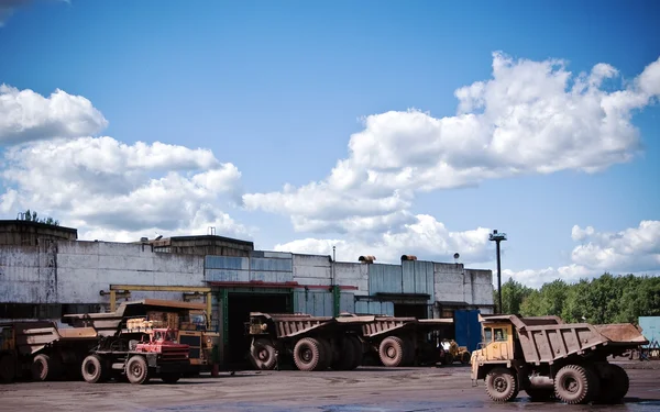 Mining trucks garage — Stock Photo, Image