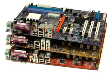 Üç mainboards