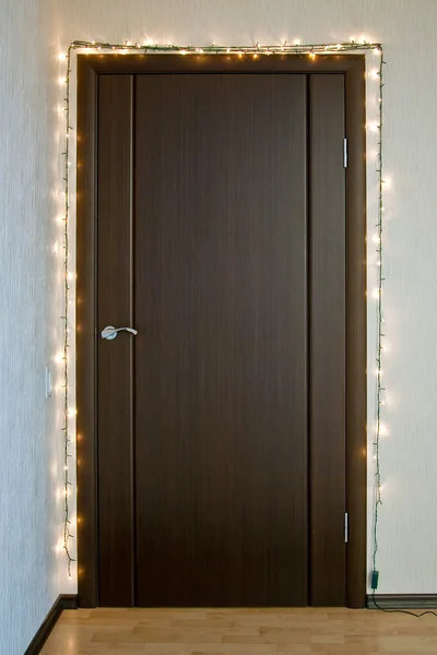 Światła wokół drzwi — Zdjęcie stockowe