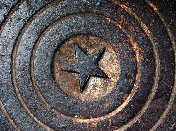 Grunge sewer manhole — Stock Photo, Image