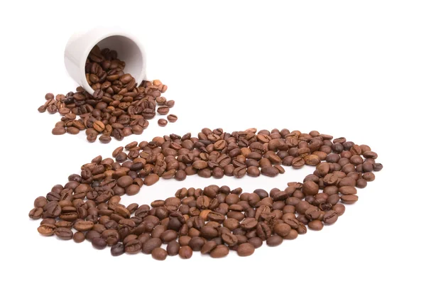 Чашка кофе, полная бобов — стоковое фото