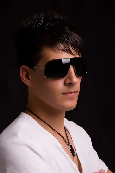 Young boy with sunglasses — Stock Photo, Image
