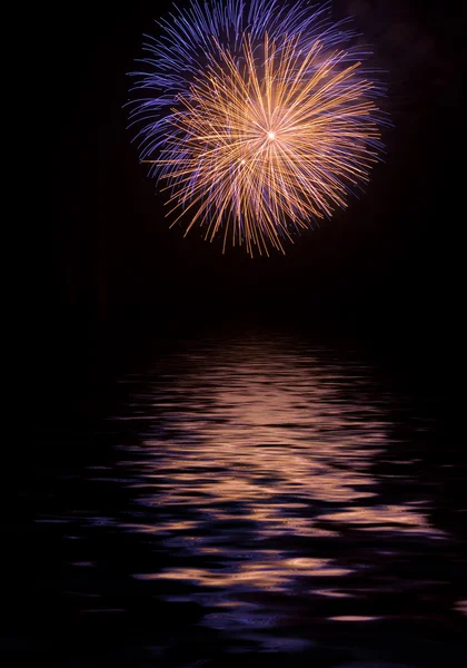 Exploding fireworks — Stock Photo, Image