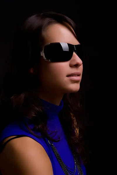 Menina com óculos de sol retrato — Fotografia de Stock