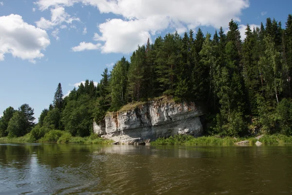 Natureza do rio Ural Chusovaya — Fotografia de Stock