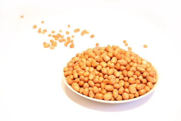 Plate with peanuts — Stock Photo, Image