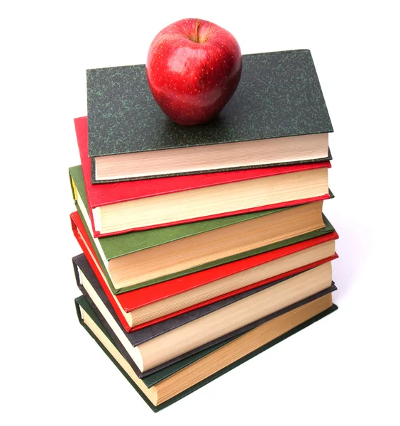 Βιβλίο στοίβα με μήλο — Φωτογραφία Αρχείου