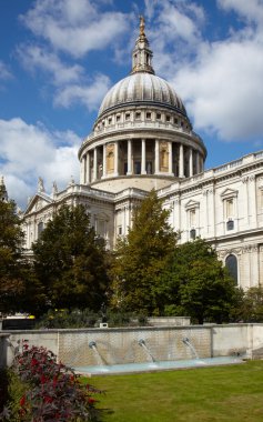 St Paul's cathedral in London clipart