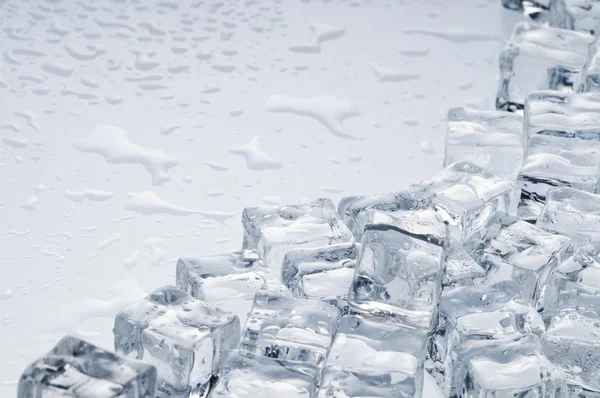Våt is kuber objekt — Stockfoto