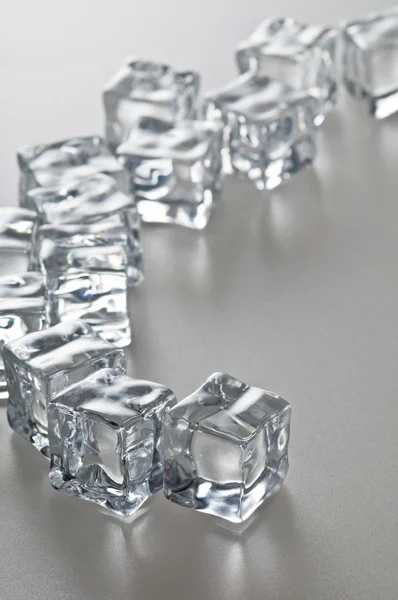 Objetos de cubos de gelo úmido — Fotografia de Stock