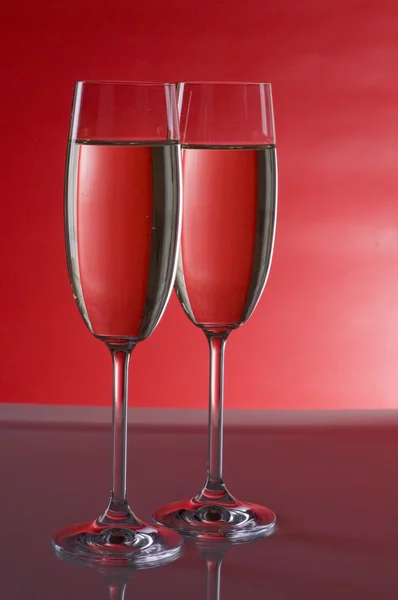 Два бокала шампанского. — стоковое фото