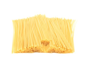 pişmemiş spagetti makarna