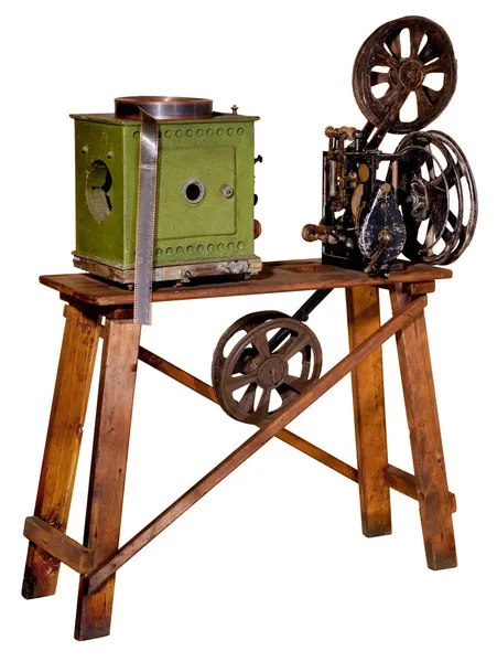 映画館のデモンストレーションのための古いプロジェクター — ストック写真