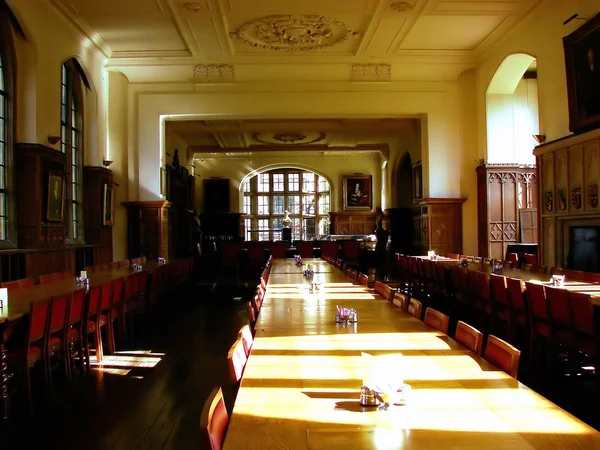 Dining hall in the College — Stock Photo, Image