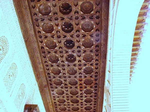 Dřevěný strop ze generalife — Stock fotografie
