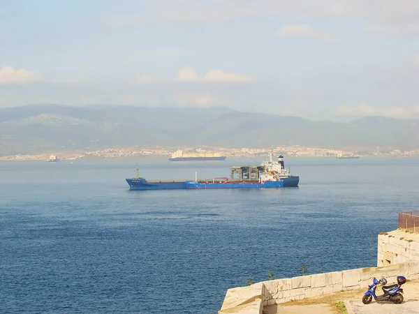 El mar Mediterráneo desde Gibraltar Imagen de stock
