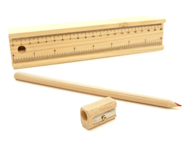 Bleistiftspitzer und Bleistiftschachtel — Stockfoto