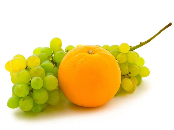 Uva e laranja — Fotografia de Stock