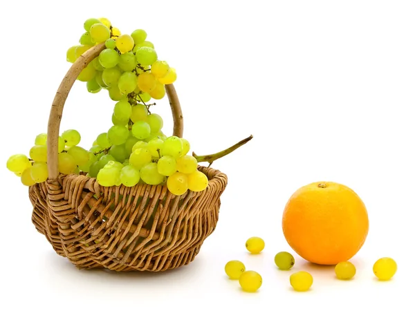 Uva e laranja — Fotografia de Stock