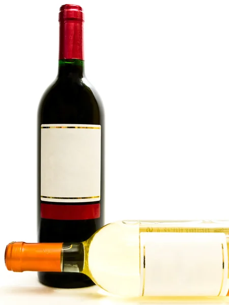 Flaskor av vit och rött vin — Stockfoto