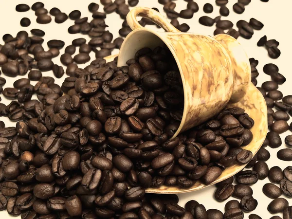 Tazza e caffè versato — Foto Stock