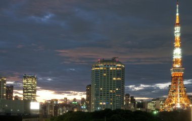 Tokyo Kulesi ve roppongi hills