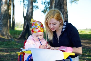 Mom and daughter clipart