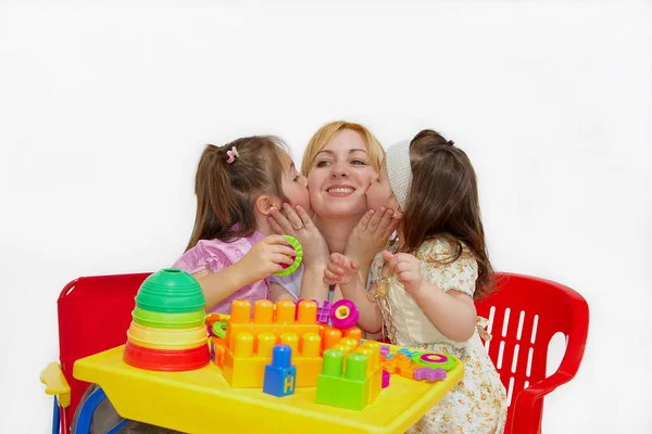 Professor e duas crianças são ferramentas de trabalho — Fotografia de Stock