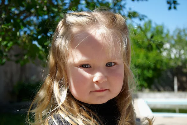 Porträt kleines Mädchen — Stockfoto