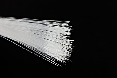 siyah zemin fiber optik