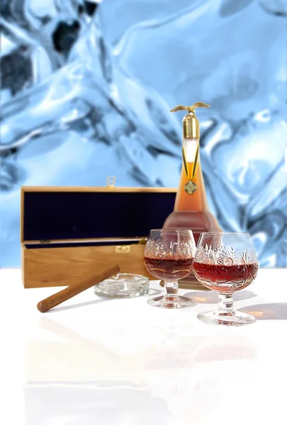 Two glasses of cognac — Stock Photo, Image
