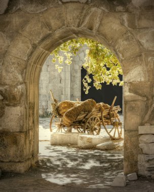 HDR images of a gateway clipart