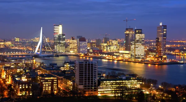 Skyline der Stadt Rotterdam — Stockfoto