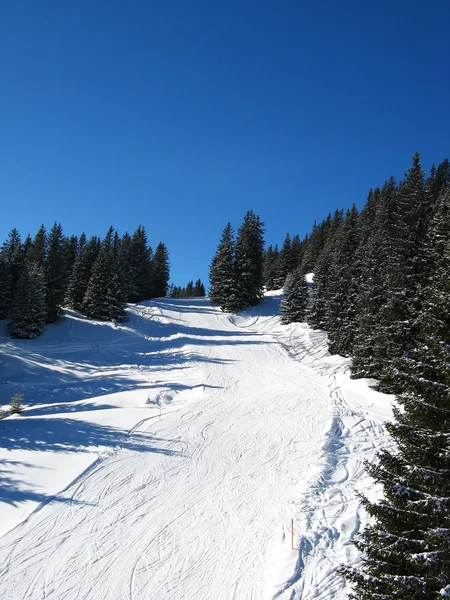 Skiën helling — Stockfoto
