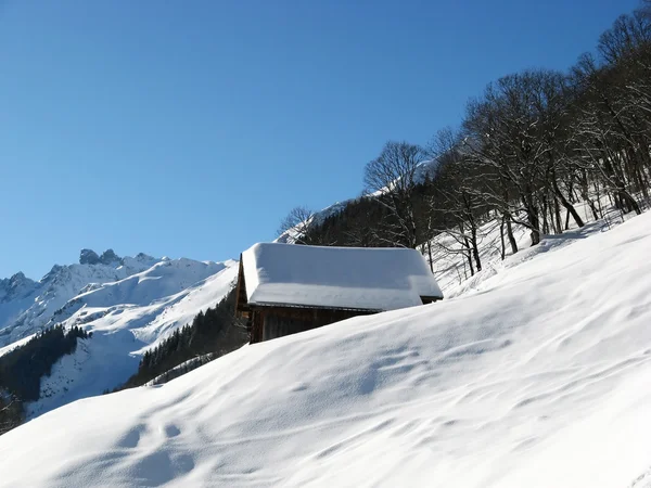 Casa de férias de inverno — Fotografia de Stock