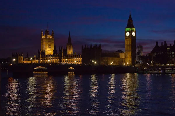 ロンドン。ビッグベン時計塔. — ストック写真